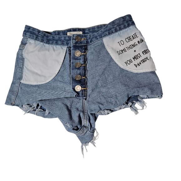 Customized High-Waist Reversible Denim Shorts Womens Size Small Button Fly - Picture 3 of 7